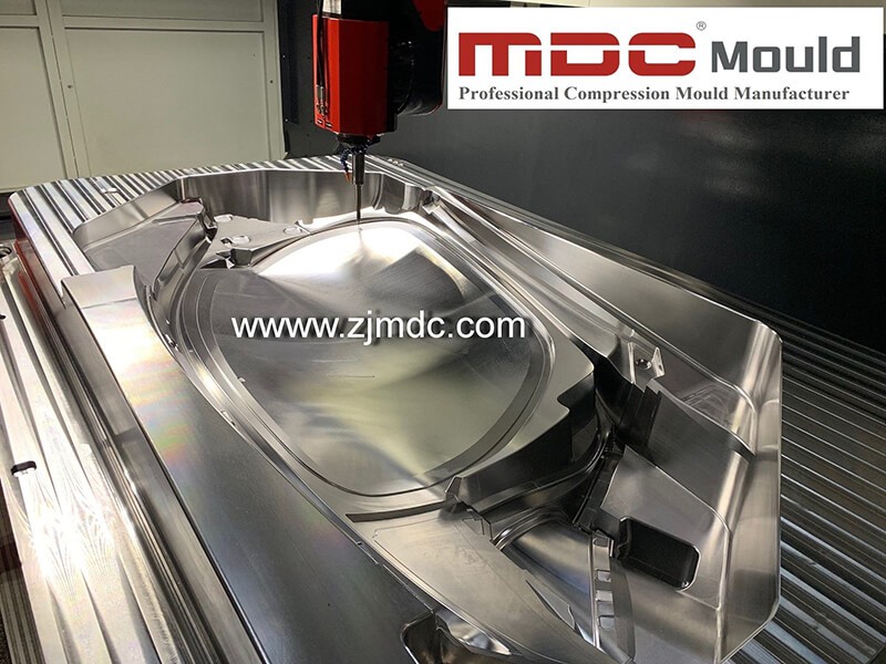 高精度SMC汽車車門模具：輕量化模具解決方案